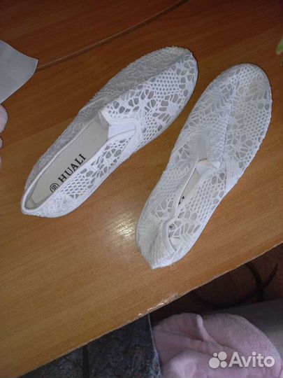 Слипоны женские