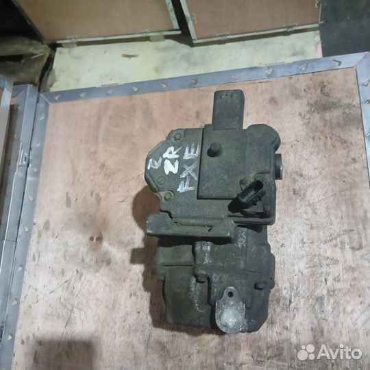 Компрессор кондиционера Toyota Prius ZVW30 2zrfxe