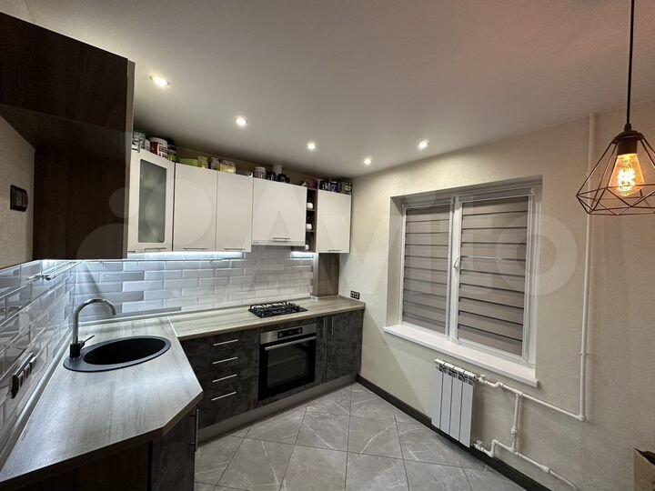 3-к. квартира, 70,8 м², 2/5 эт.