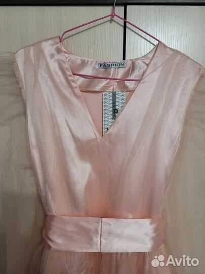 Платье 46 размера