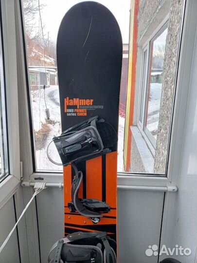 Сноуборд и ботинки