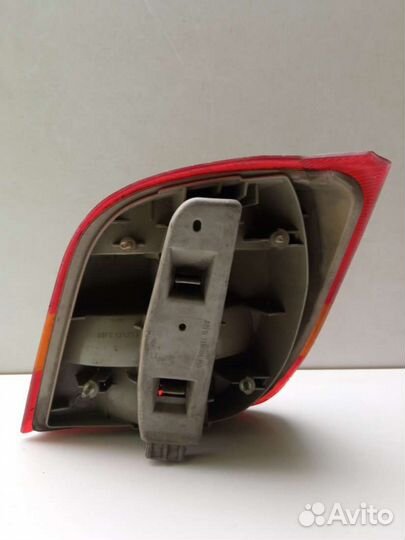 Фонарь задний левый Ford Fiesta 3