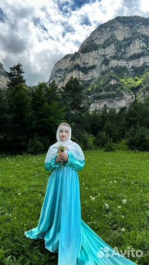 Атласное платье на прокат