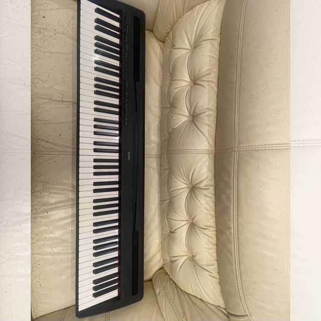 Цифравое пианино Yamaha P-95