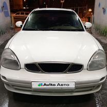 Daewoo Nubira 2.0 AT, 2001, битый, 100 000 км, с пробегом, цена 120 000 руб.