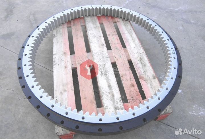 Поворотный круг Hyundai R290LC-7A 81N8-00024GG