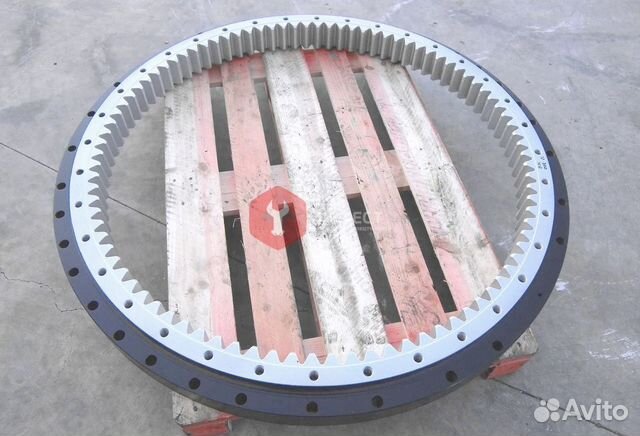 Поворотный круг Hyundai R290LC-7A 81N8-00024GG