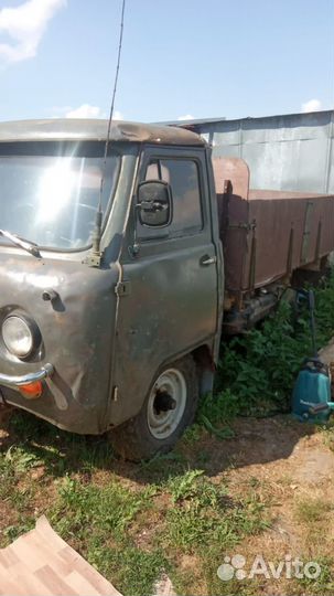 УАЗ 452 Буханка 2.4 МТ, 1985, битый, 50 000 км