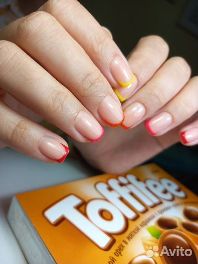 Мастер маникюра и педикюра