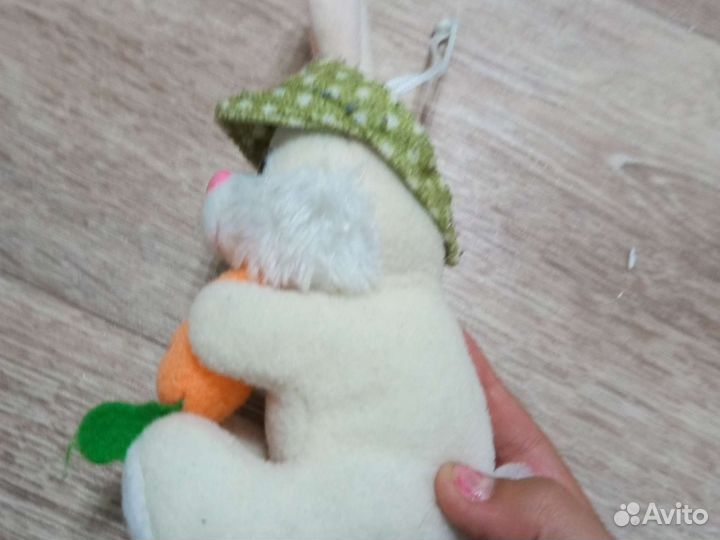 Мягкая игрушка заяц