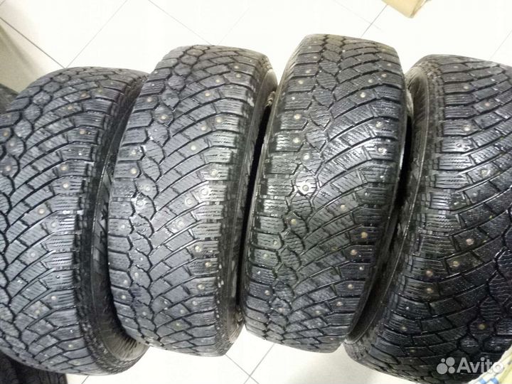 Gislaved Nord Frost 200 SUV 225/65 R17 102T