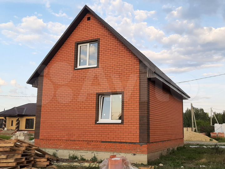 Дом 95 м² на участке 6 сот.