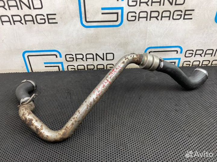 Патрубок интеркулера Land Rover Freelander L359