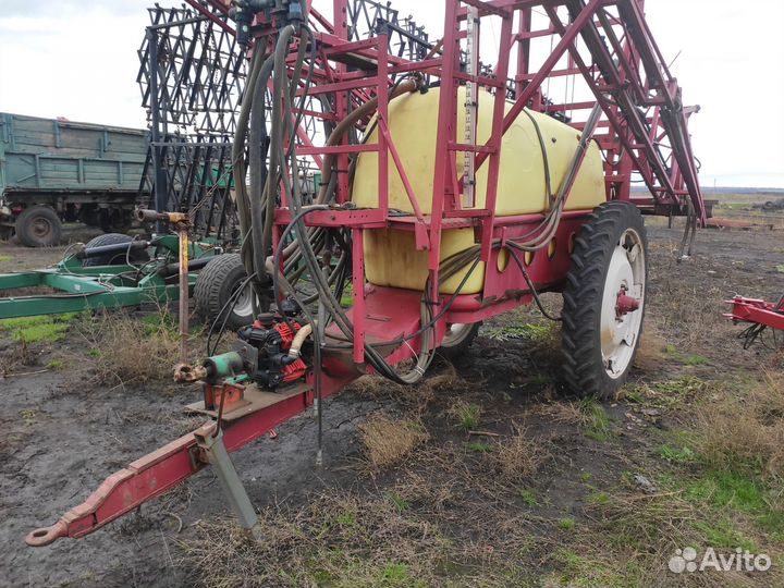 Опрыскиватель Hardi 2800, 1993