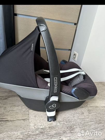 Автолюлька maxi-cosi с адаптерами bugaboo