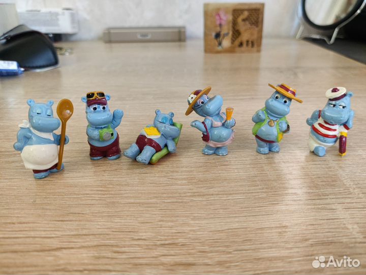 Бегемоты игрушки из Киндер Сюрприза