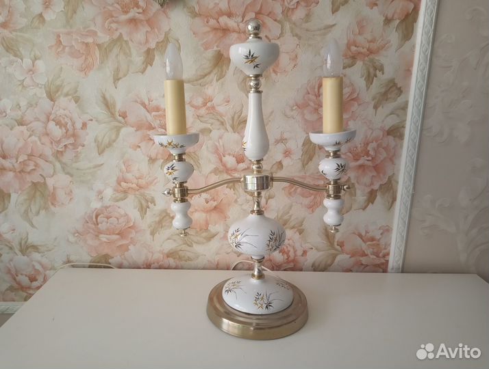 Винтажная настольная лампа