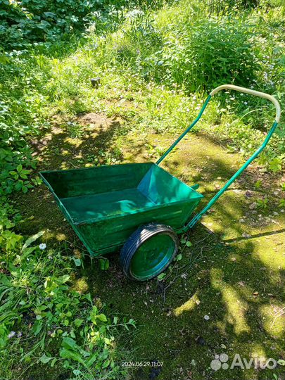 Тележка садовая