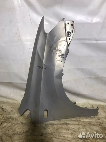 Крыло переднее правое Volkswagen Polo Фольксваген