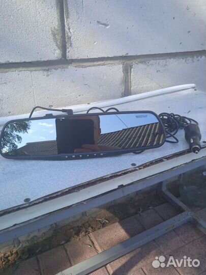 Зеркало-регистратор