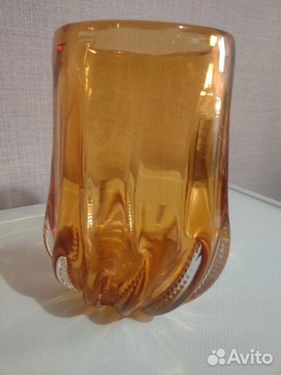 Ваза из цветного стекла (Чехословакия)