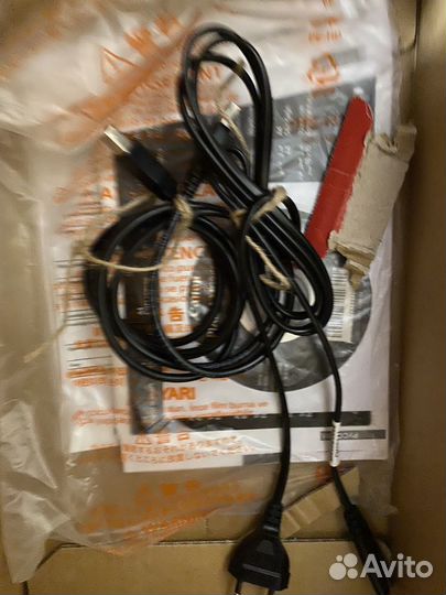 Цветной лазерный принтер canon