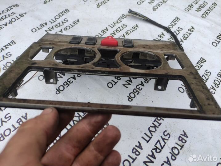 Блок кнопок для Мерседес-Бенц 210 кузов Е-класс М