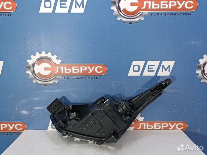 Фара правая Hyundai Creta 1 GSR 2015-2021