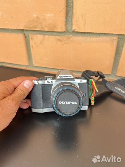 Olympus OM-D E-M10 фотоаппарат