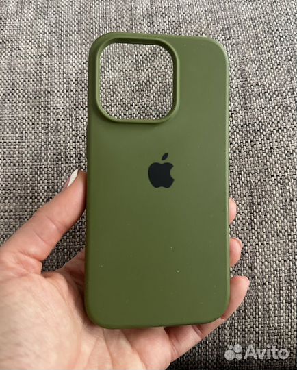 Силиконовый чехол на iPhone 14 pro