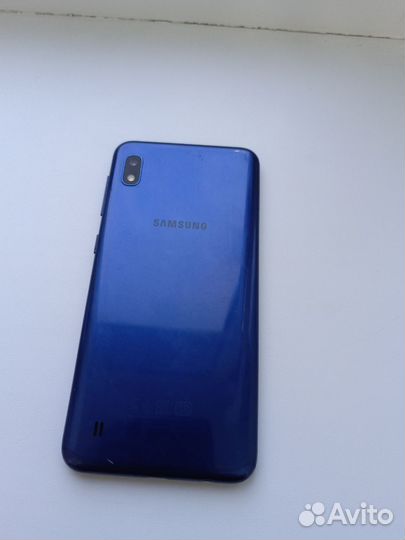 Samsung Galaxy A10, 4/32 ГБ