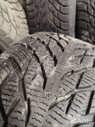 Nokian Tyres Hakkapeliitta R3 SUV 235/55 R20 102R