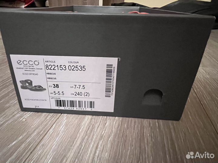 Сандалии ecco 38