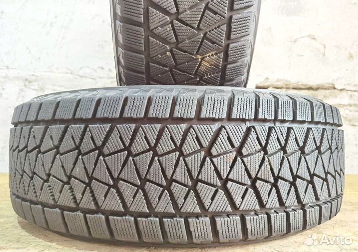 Bridgestone Blizzak DM-V2 225/65 R17 102Q
