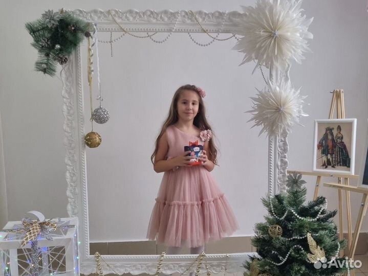 Нарядное платье для девочки 116 122 128