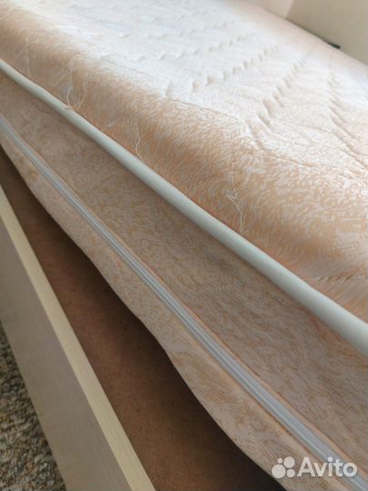 Матрас 160х200 бу