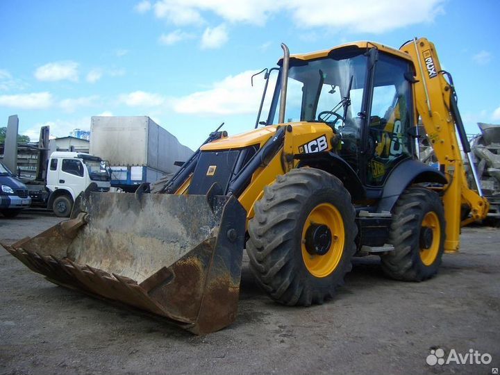 Трактор. Экскаватор погрузчик. Собственник