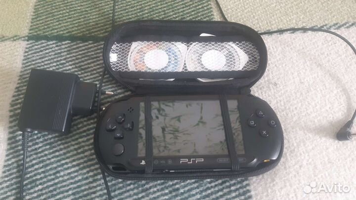 Sony PSP E1008 прошитая