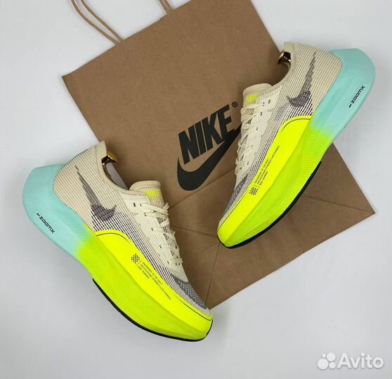 Продам готовый бизнес магазин кроссовок