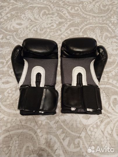 Боксерские перчатки 12 oz everlast