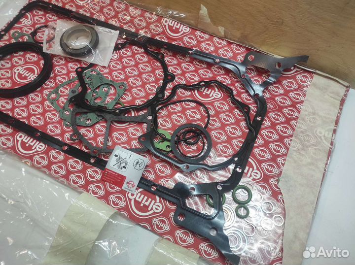 Комплект прокладок, блок-картер двигателя OM601 2