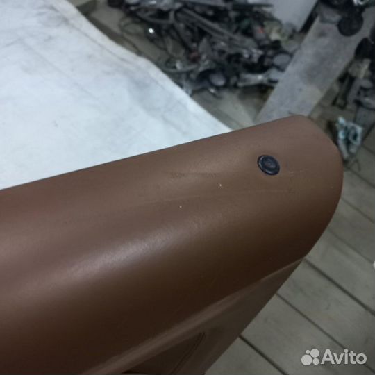 Обшивка двери передняя правая Porsche Cayenne 955