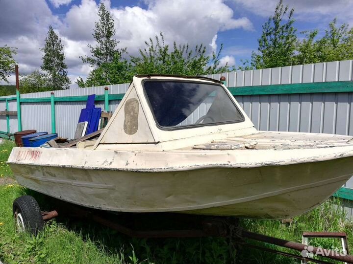 Моторная лодка Крым