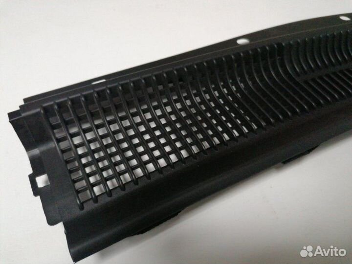 Решетка под лобовое стекло Hyundai Elantra