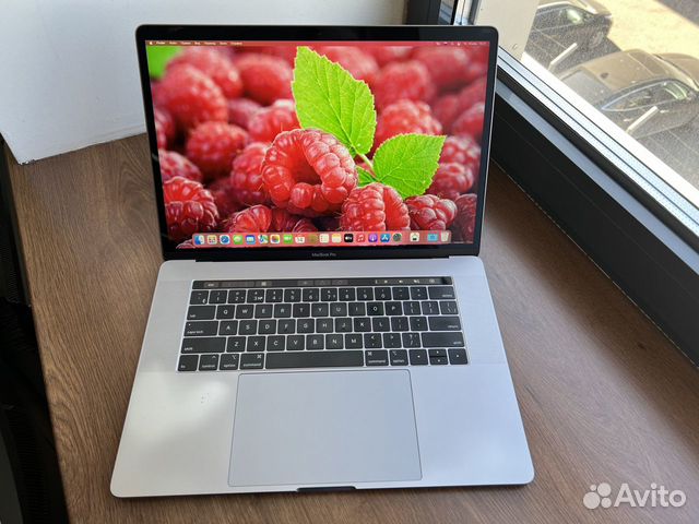 MacBook Pro 15 2019 i7/16/256Gb/Radeon 4Gb купить в Москве ...