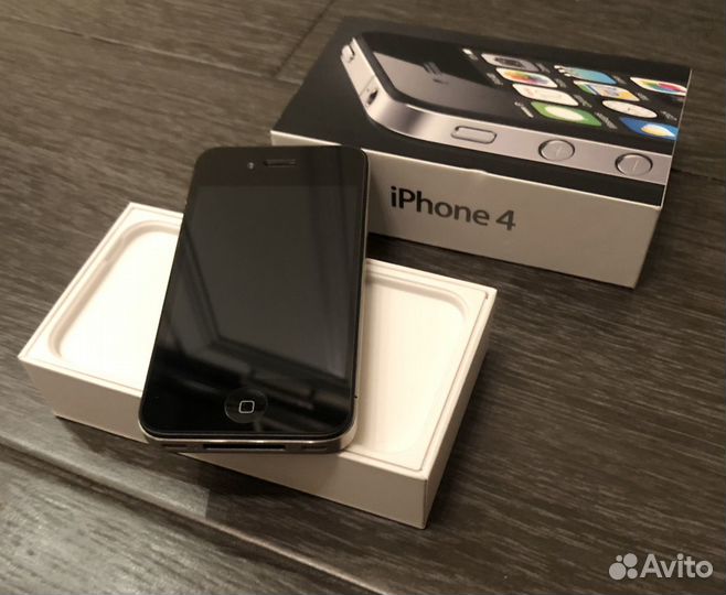 iPhone 4, 8 ГБ