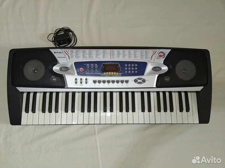 Синтезатор Tesler KB-5430