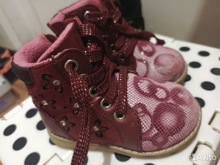 Ботинки для девочки