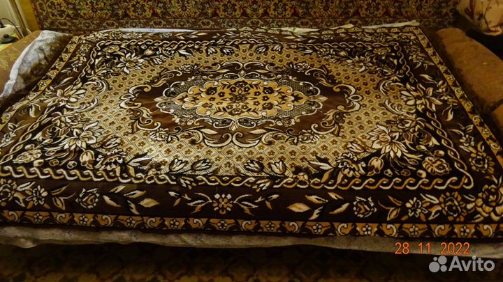 Плед на диван и 2 накидки на кресла