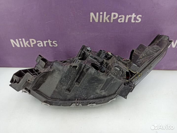 Фара правая toyota aplhard 3 LED